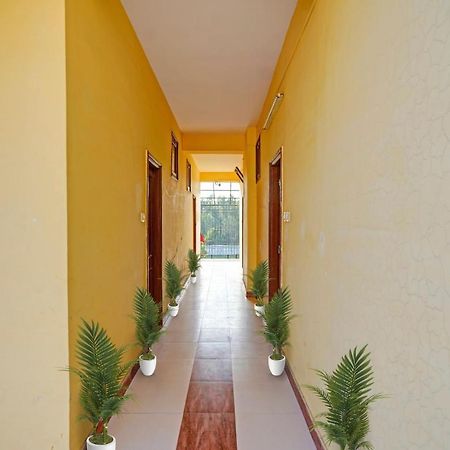 Oyo 87701 Lucky Farm Hotel Shahpur  Bagian luar foto